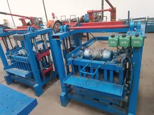 Concrete Block Making Machine